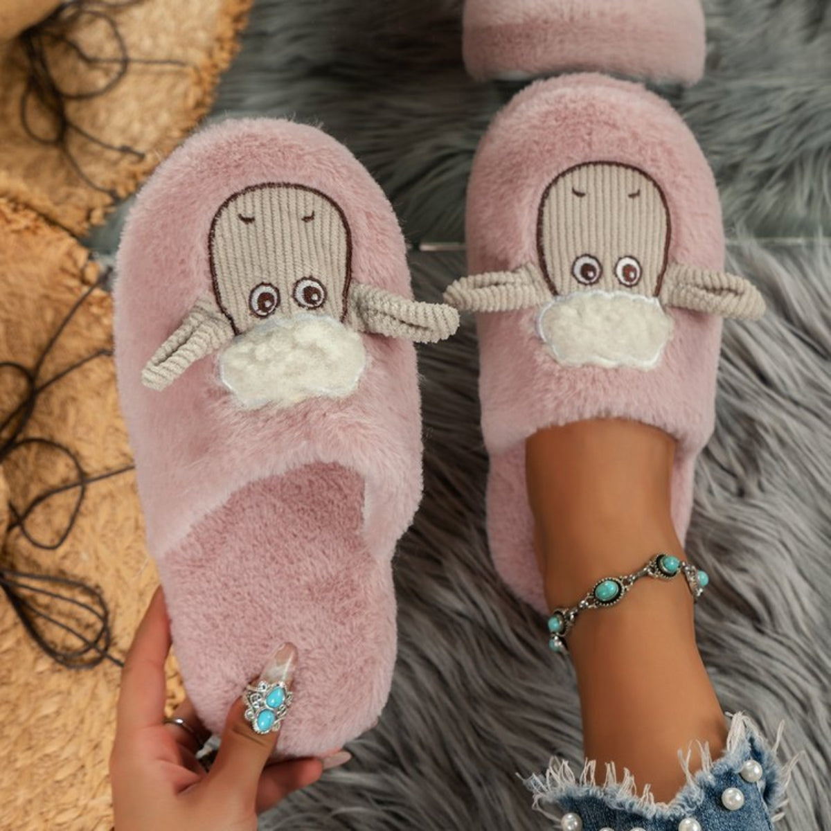 Sheep Round Toe Slippers