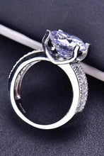 Load image into Gallery viewer, 18K Platinum-Plated Moissanite Side Stone Ring
