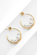 Load image into Gallery viewer, Can&#39;t Stop Your Shine Pearl C-Hoop Earrings
