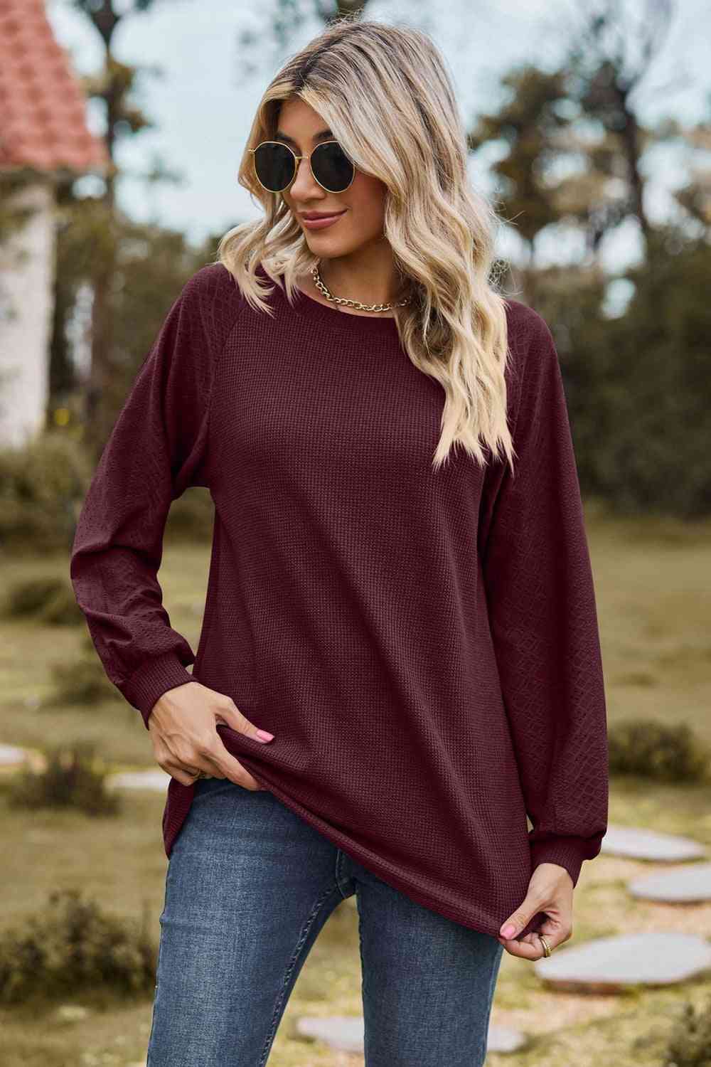 Round Neck Raglan Sleeve Sweatshirt