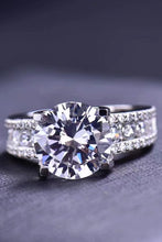 Load image into Gallery viewer, 18K Platinum-Plated Moissanite Side Stone Ring
